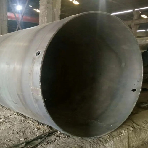 选择三门峡钢护筒的材质时，主要考虑哪些因素