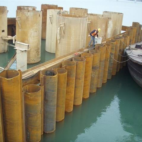 三门峡钢护筒现场安装